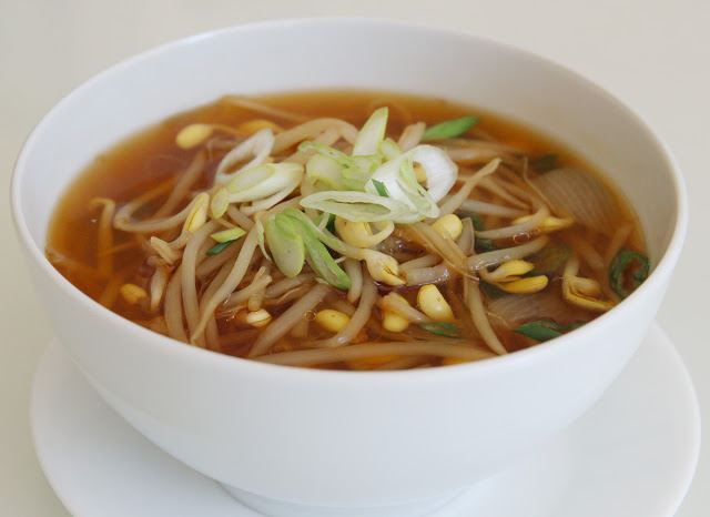 Sprouts soup recipe - vegetable sprouts soup (includes baby recipe)