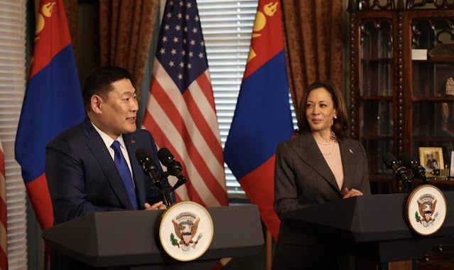 Image Attribute: The file photo of Mongolian Prime Minister Oyun-Erdene Luvsannamsrai and US Vice President Kamala Harris giving a White House press briefing / Source: Government of Mongolia