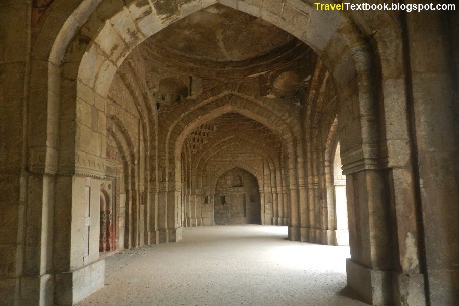 Jamali Kamali Mosque