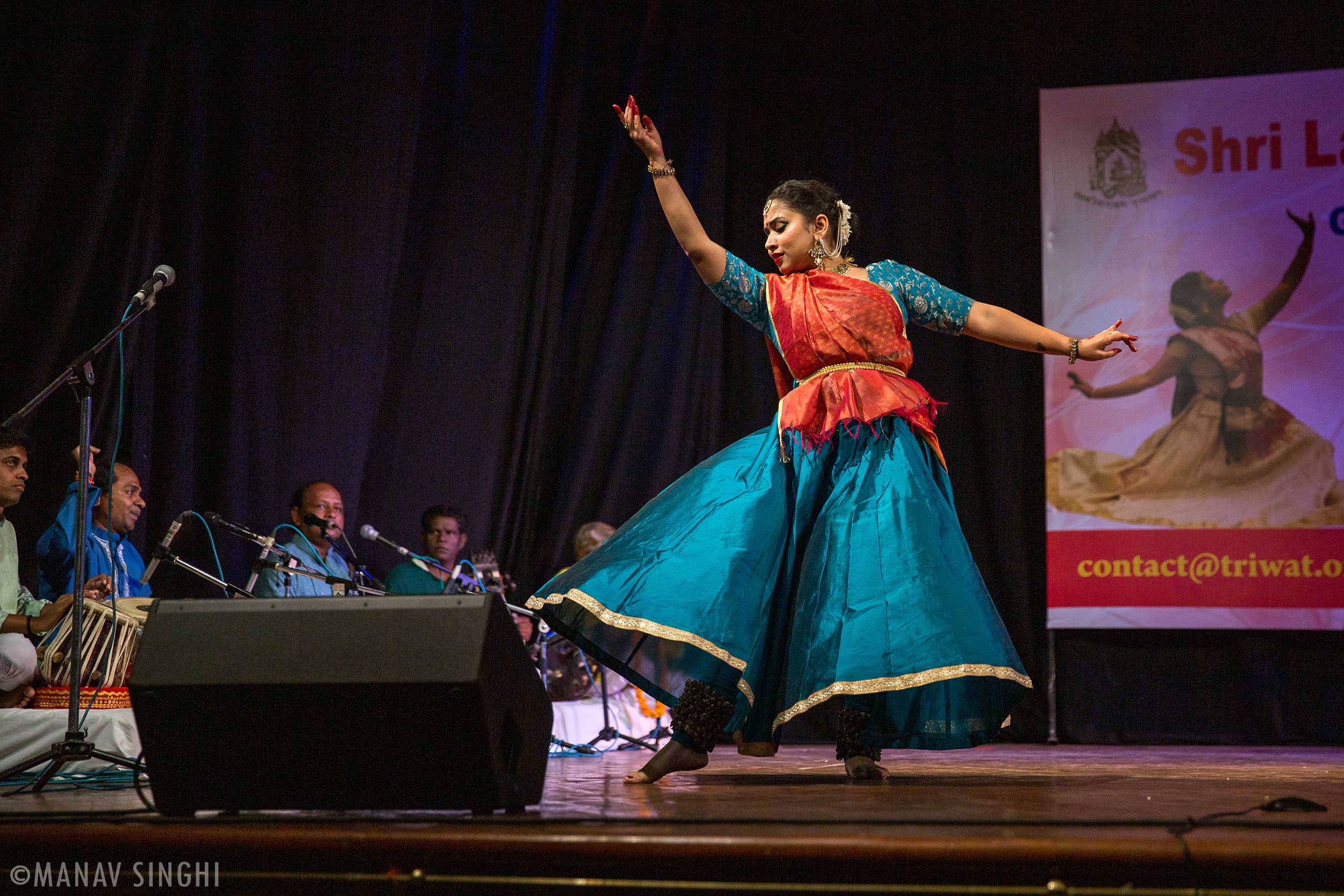 Kathak Ras Varsha by Laxmi Narayan Nrityashram, Jawahar Kala Kendra, Jaipur.