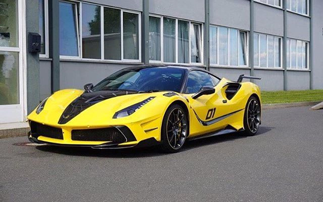 Ấn tượng với Ferrari 488 GTB phiên bản "độ" của Mansory