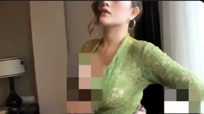 Sosok Perempuan Berkebaya Hijau Terungkap, Berinisial RD dan Punya 540 Ribu Followers IG