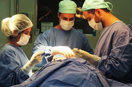 Justiça condena Estado do RN a fornecer e realizar procedimento cirúrgico em caráter de urgência em paciente
