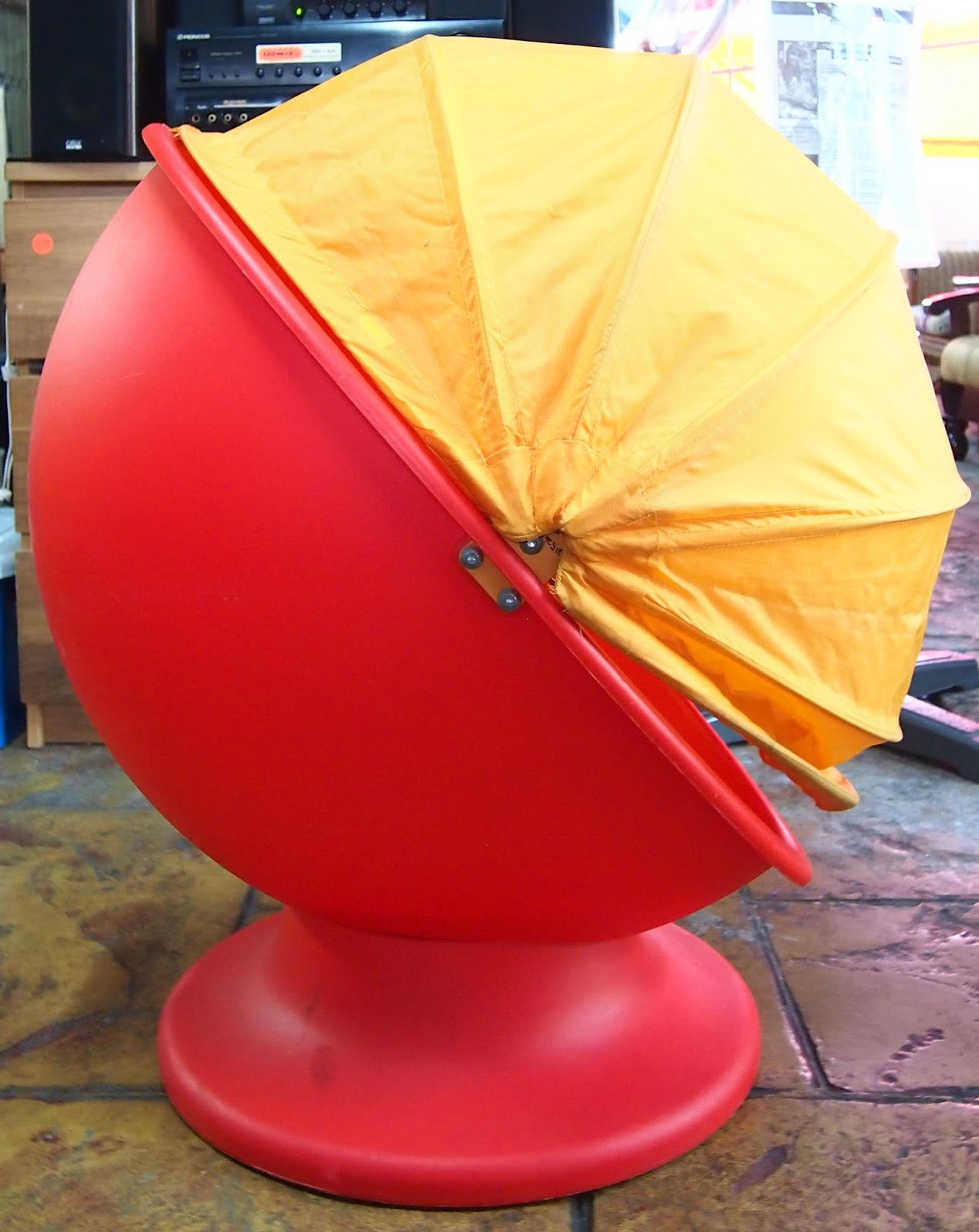 JuaiMurah: IKEA Kids Swivel Egg Chair