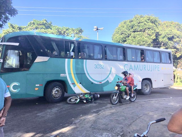 SAJ: Acidente envolve ônibus da Camurujipe e mototaxista