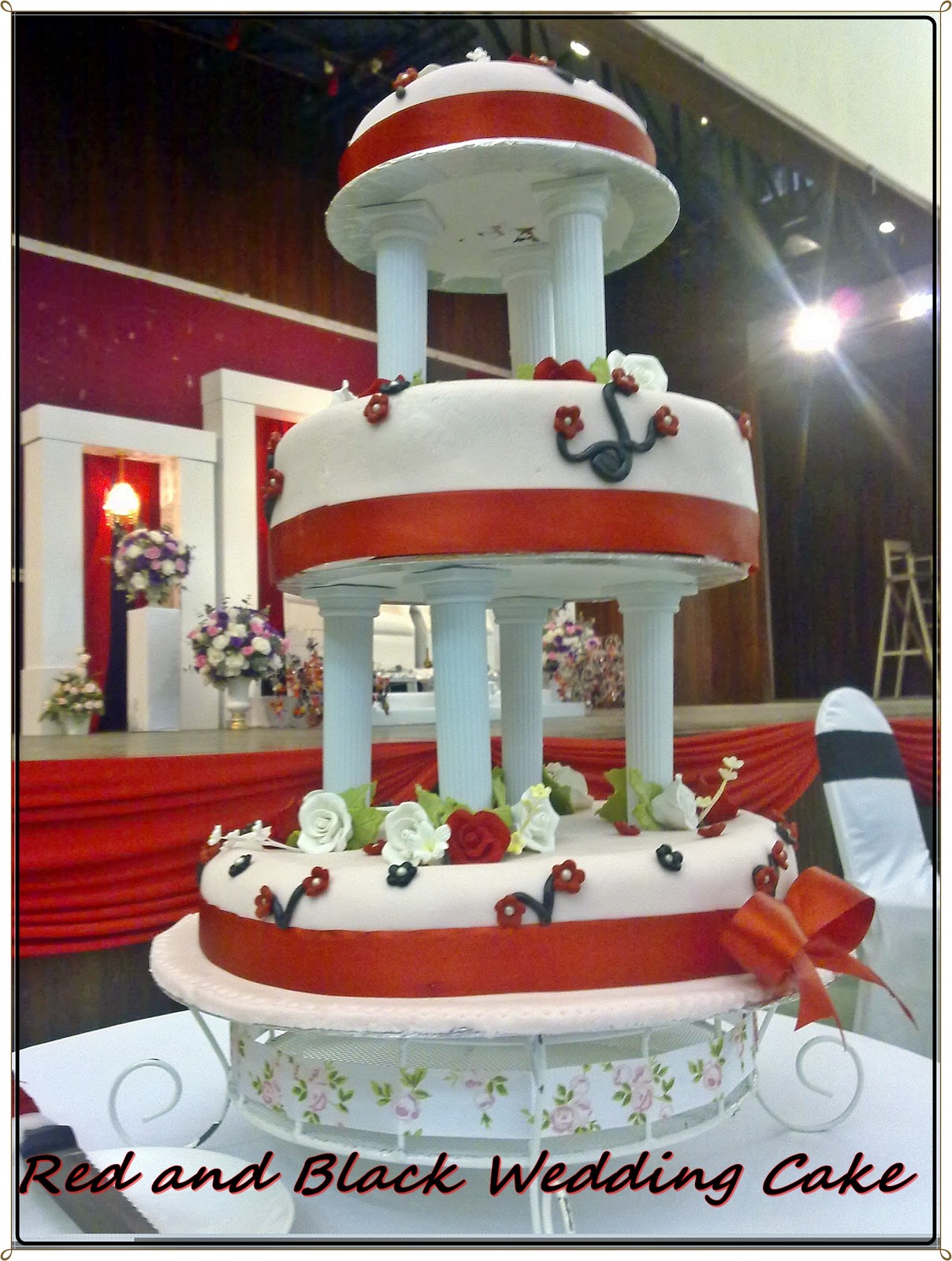 New Wedding Cakes Project.. Black and Red wedding Cake.