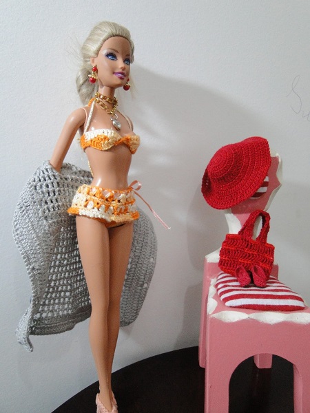 Roupa de Praia de Crochê Para Barbie, por Pecunia MillioM