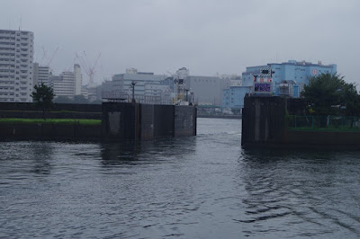 水上バス発着場