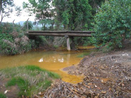 Soares pede manutenção de ponte na Vila São Jorge