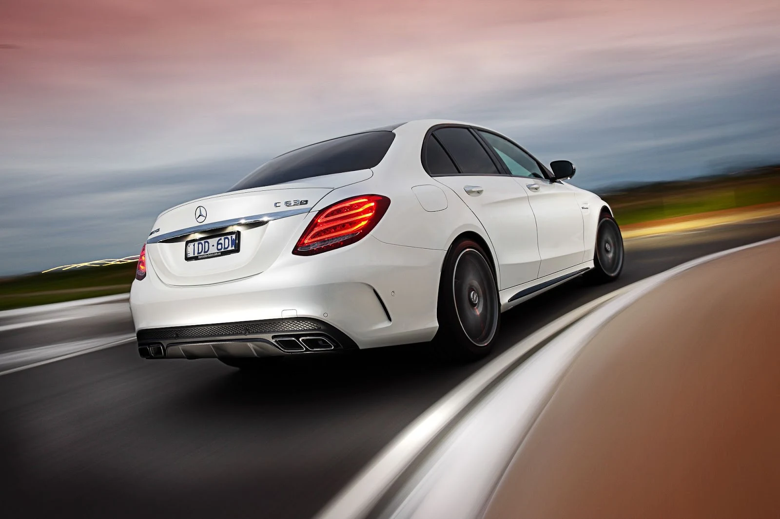 Mercedes-AMG C63 S 2016