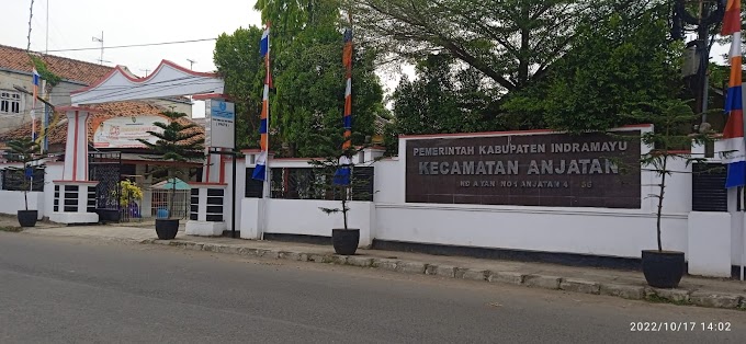 Kantor Camat Anjatan Kosong Tak Ada Pegawai Saat Jam Kerja