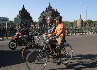  genuinely at that spot are many other temples at Prambanan that fun to catch All solar daytime bike ride inwards the Prambanan Temple