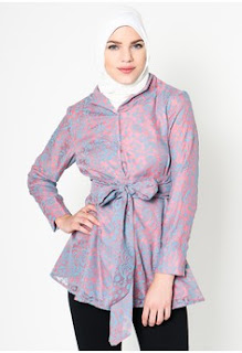 Baju Kantor Batik Wanita Muslimah Modern