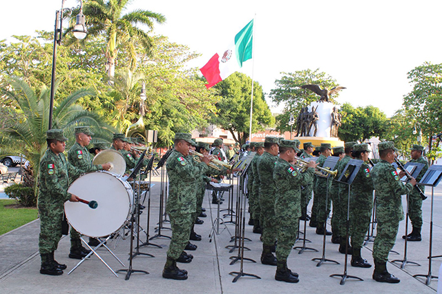 Ejército Mexicano conmemora el aniversario de la Marcha de la Lealtad