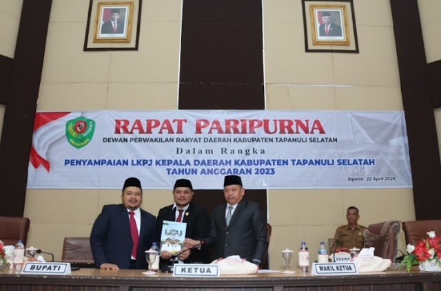 Bupati Tapsel Sampaikan LKPJ 2023 Ke DPRD