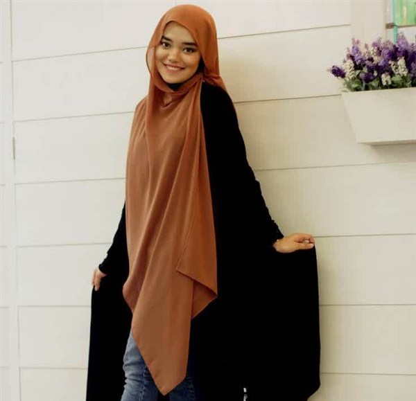 Trend model hijab berakal balig cukup akal terbaru desain simple Trend Model Hijab Casual Untuk Remaja Modern Terbaru 2017/2018
