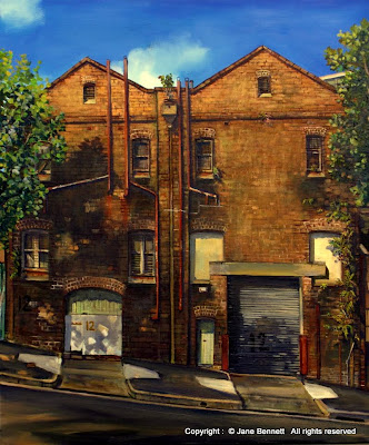 Plein air oil painting of dilapidated bond store in Pyrmont  by industrial heritage artist Jane Bennett