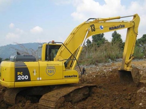 gambar truk bego  Komatsu PC200