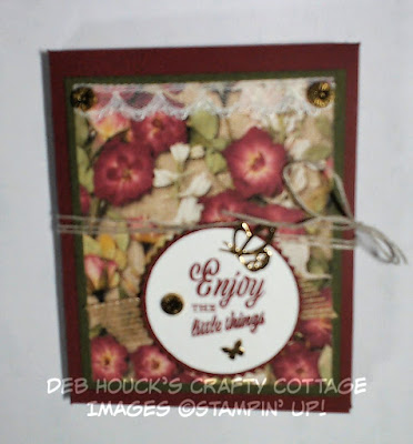 Deb Houck's Crafty Cottage One-Sheet Mini Album with Pressed Petals DSP
