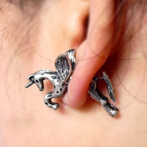 Unicorn Through Ear Stud Cuff
