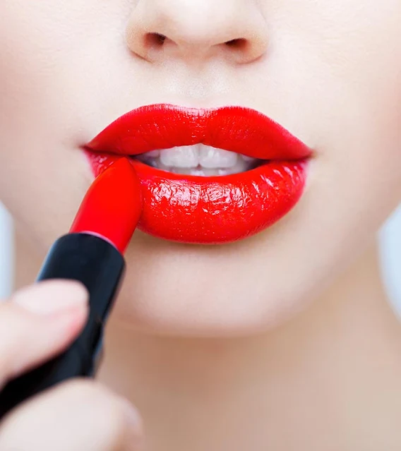 Dos and Don’ts of Wearing Red Lipstick