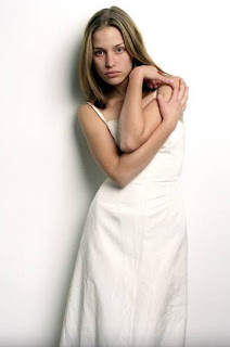 Piper Perabo Photoshoots in Long White Dress