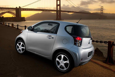 Scion iQ 2012