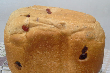 Milo Loaf with Cranberries, Raisins and Chia Seeds Using Philips HD9045 Breadmaker