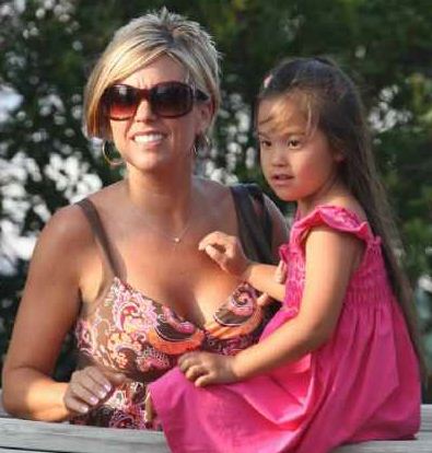 Kate Gosselin gave birth to twin girls Cara Nicole and Madelyn Kate Mady 