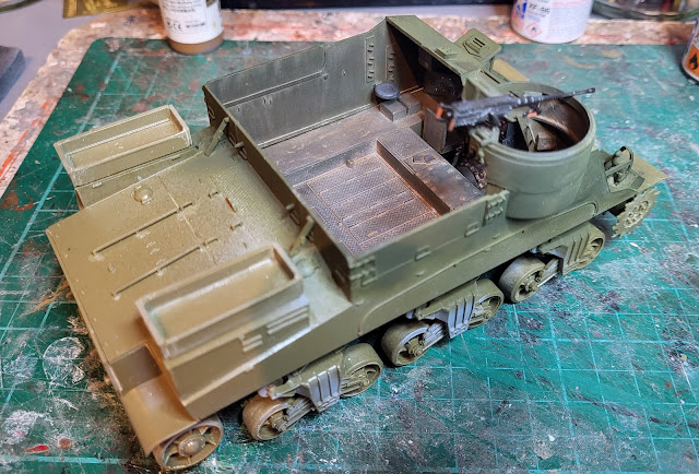 Italeri Kangaroo APC