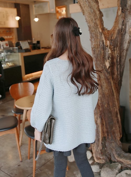 Cable Knit Top with Round Neckline