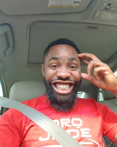 Popular Comic Official Arole Flaunts New Escalade Jeep 