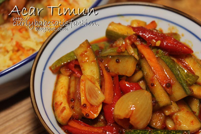 Shahjahan kurma ayam Acar Briyani & azie  Satisfaction: Timun Nasi kitchen & Ayam Curlybabe's