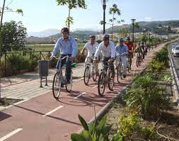 http://www.europapress.es/turismo/mundo/noticia-holanda-instala-carriles-bici-ultima-generacion-20141025100000.html