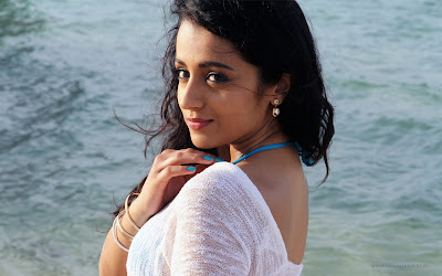 Trisha-Pictures & Wallpapers