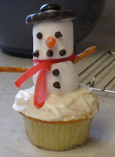 Frosty the Cupcake