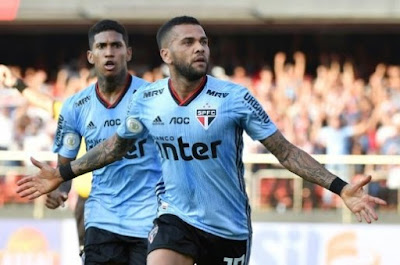 Dani Alves tỏa sáng trong ngày ra mắt Sao Paulo