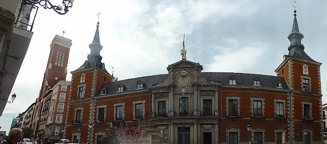 Madrid-Palacio-de-Santa-Cruz
