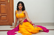 shreya vyas new glam pics-thumbnail-4