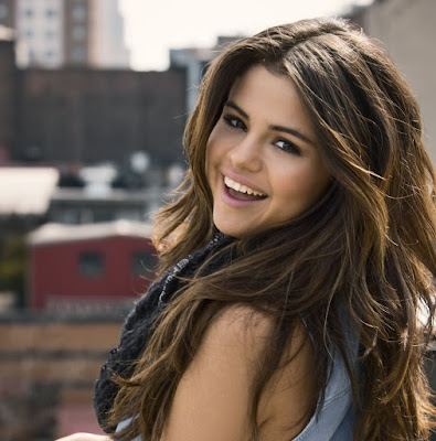 Selena Gomez Biography - Singer