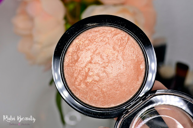 mac cosmetics iluminador highlight highlighter soft and gentle