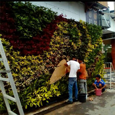 taman Vertical Garden