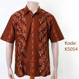 Foto Baju Batik Cowok Lengan Pendek