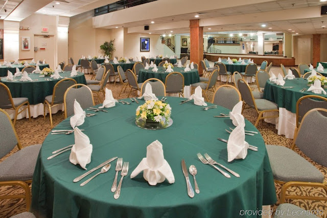 Virginia Beach Wedding Venues Crowne Plaza Virginia Beach