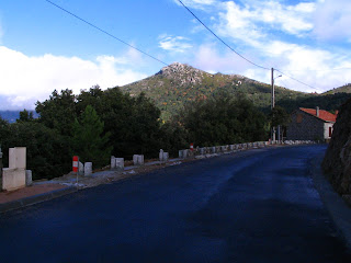 fabrication des murets en pierre de la route de Zicavo à Aullène en Alta Rocca