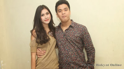 Foto Gambar Mesra Billy dan Shanaz Nanas Adiknya Raffi Ahmad