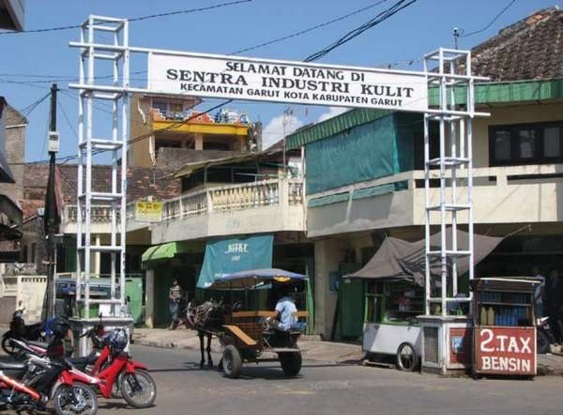 Gambar Pusat Industri Kulit Garut