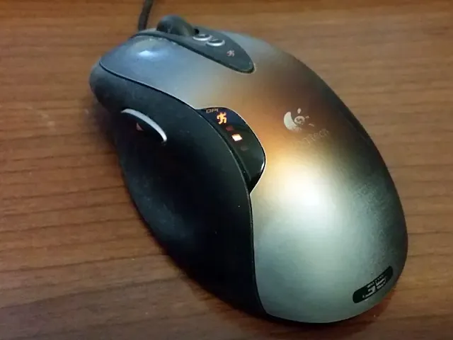 Logitech G5 gaming mouse