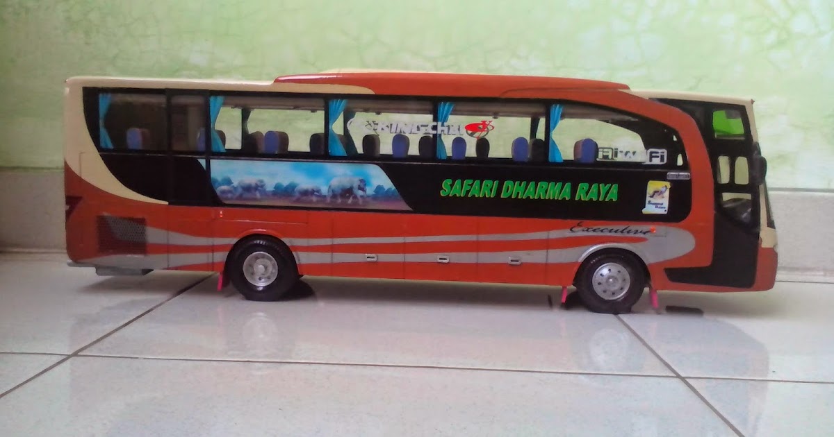 //FCS : FUAT CEPAT SELAMAT: MINIATUR BIS: SAFARI DHARMA 