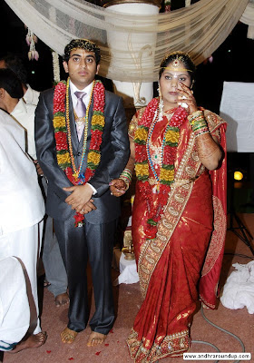 Kodi Ramakrishna's daughter Divya Deepthi wedding-Photos